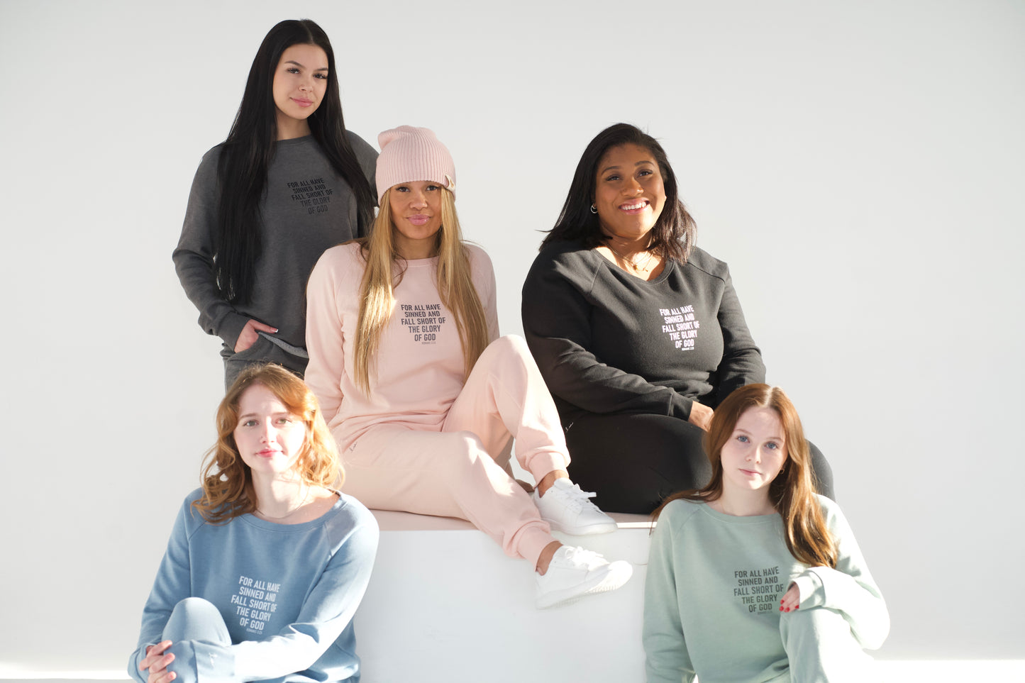 Romans 3:23 - Women's Wave Wash Crewneck